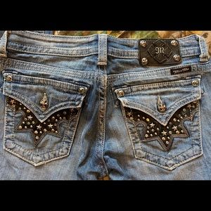 Cowhide butt pockets miss me jeans